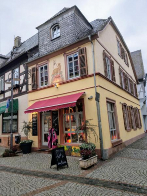 Отель Deutsches Eck - Bayerischer Hof  Рюдесхайм-На-Рейне